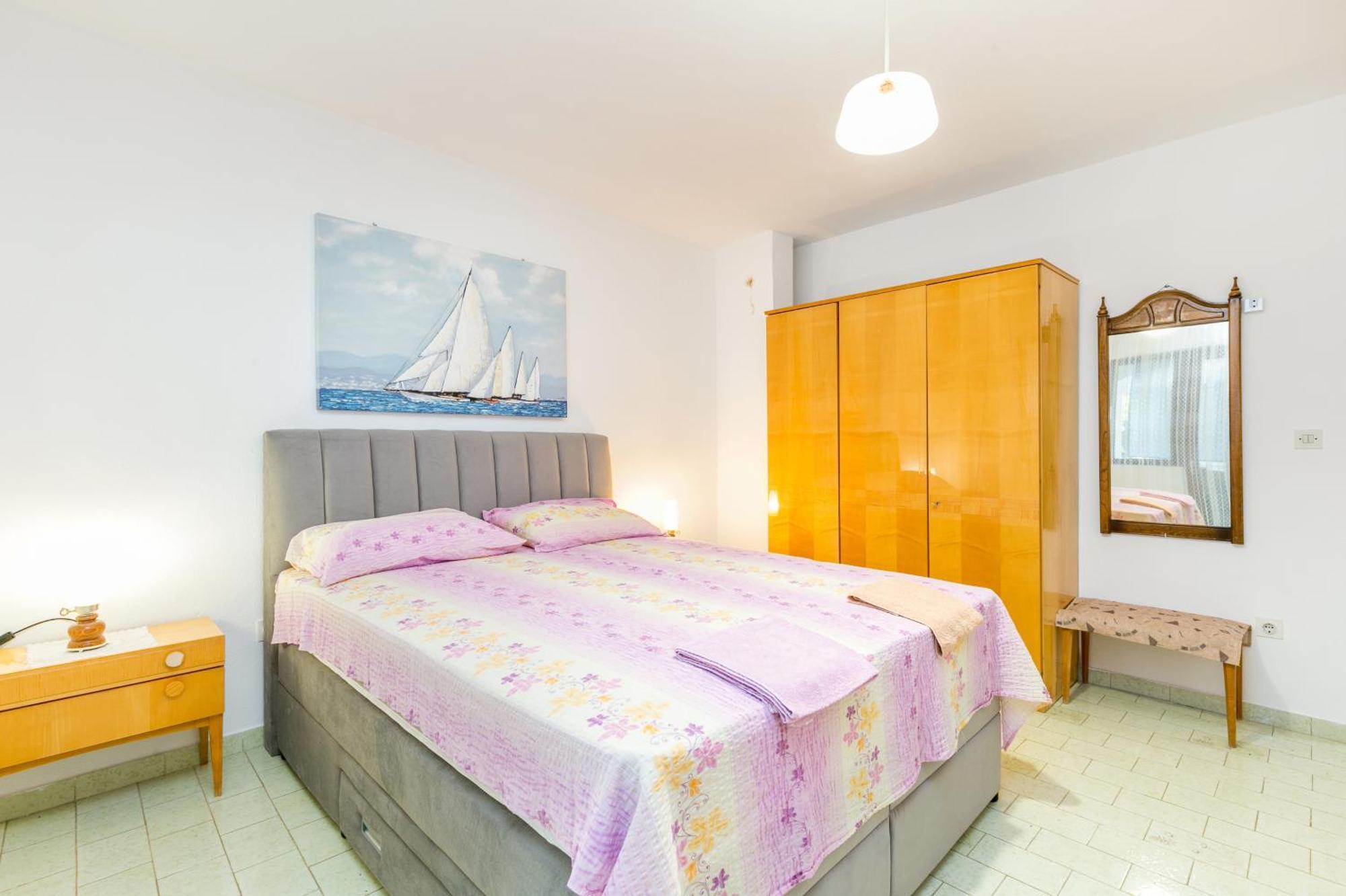 Apartments By The Sea Okrug Gornji, Ciovo - 1069 Trogir Pokoj fotografie